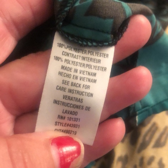 Charlotte Russe size XL green & black print silky racerback camisole zip front - Picture 11 of 16